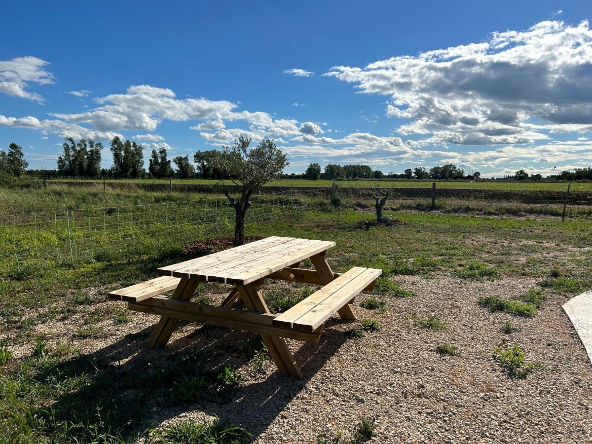 Studio A La Ferme Villa อาร์ลส์ ภายนอก รูปภาพ